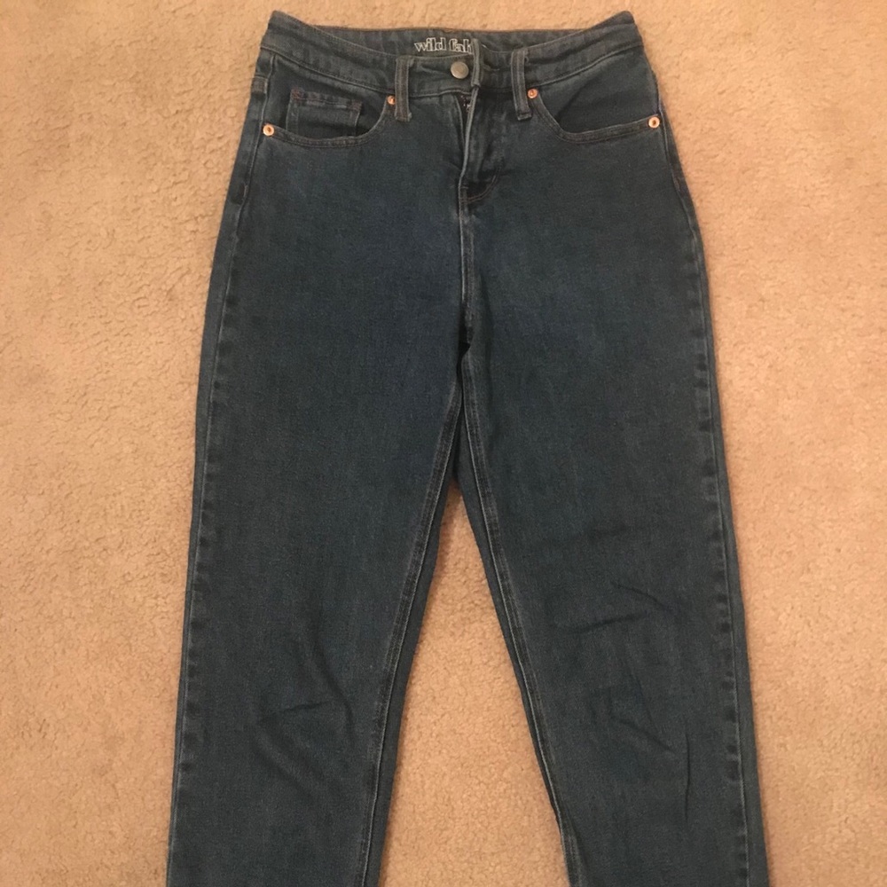 med wash mom jeans